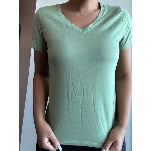 Graphic Tee Shirt Size Small - Picture 1 of 2